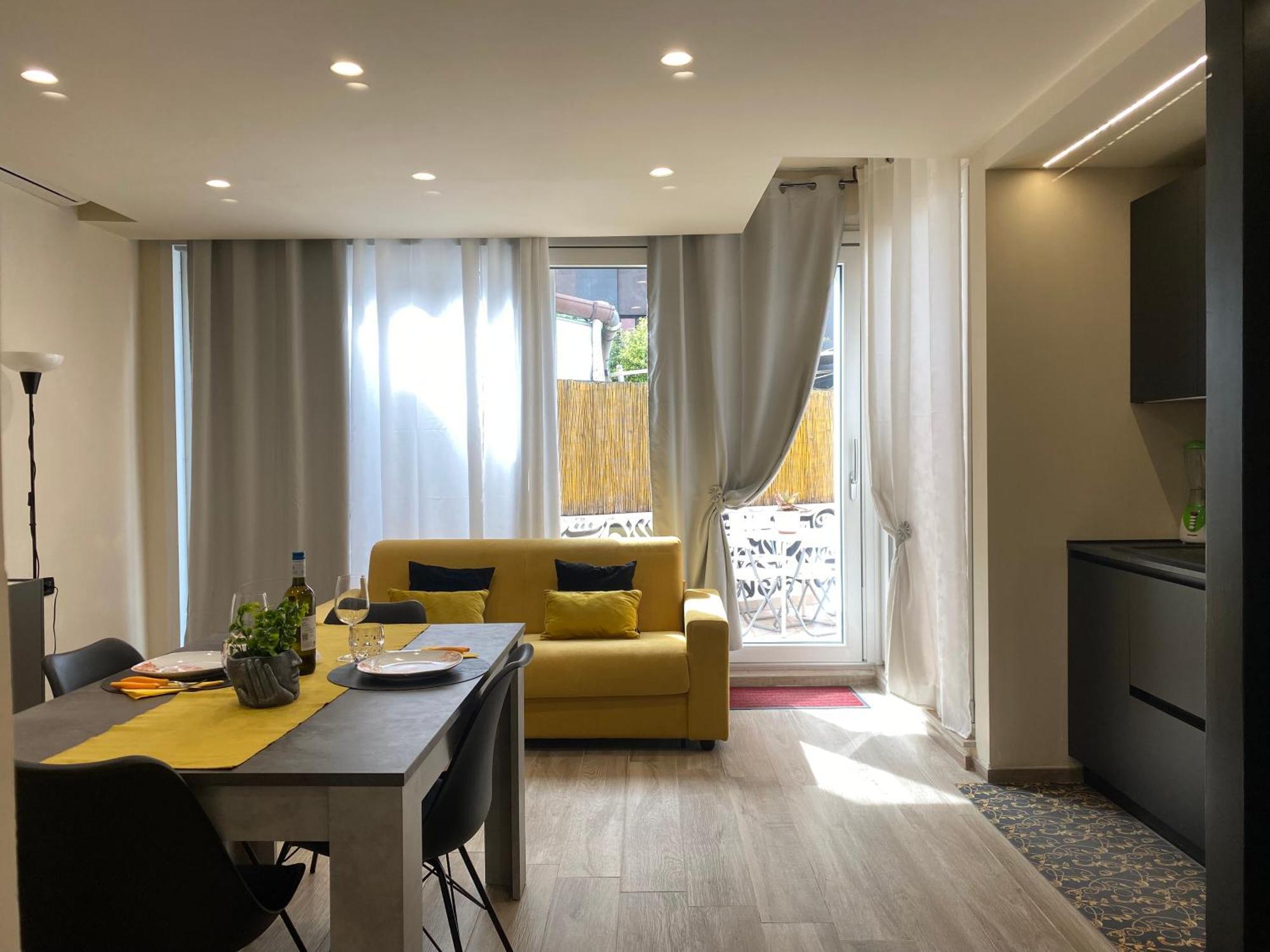 Piramide Romantic Apartamento